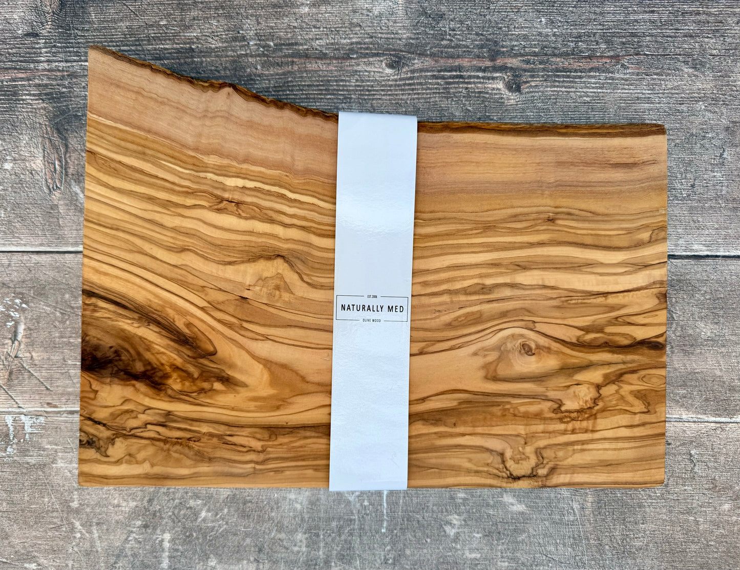 Olive Wood Rustic Edge Serving/Cheese/Chopping Board, Grain 1