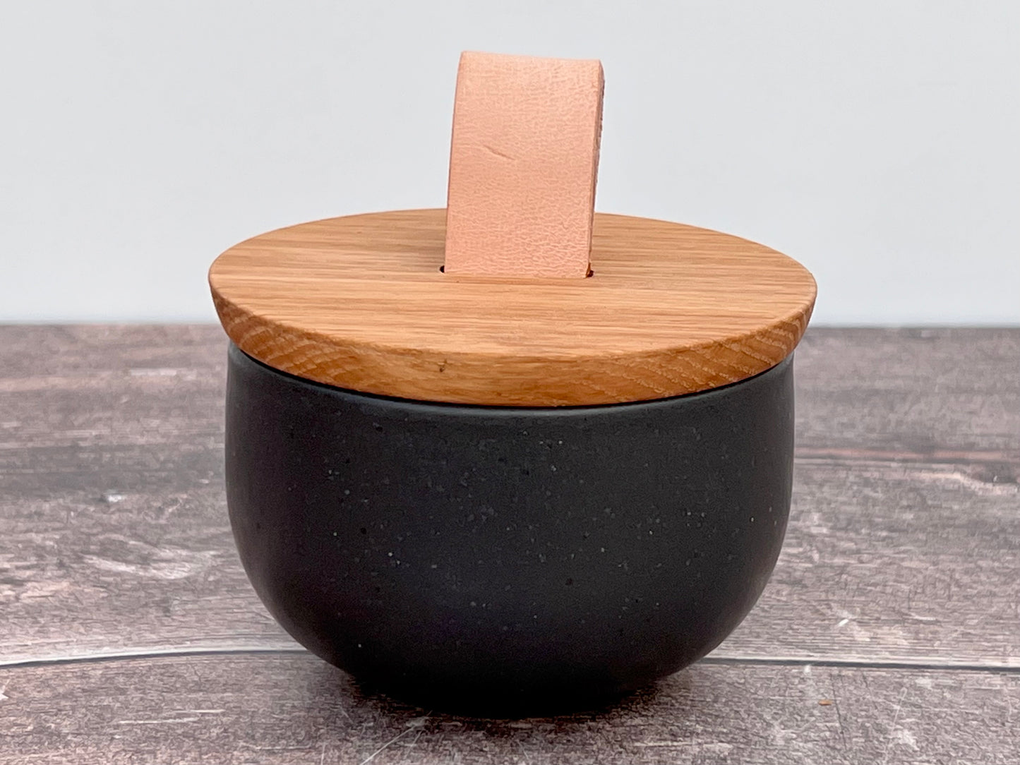 Dark Grey Salt Cellar/Pot with Oak Lid, 9cm