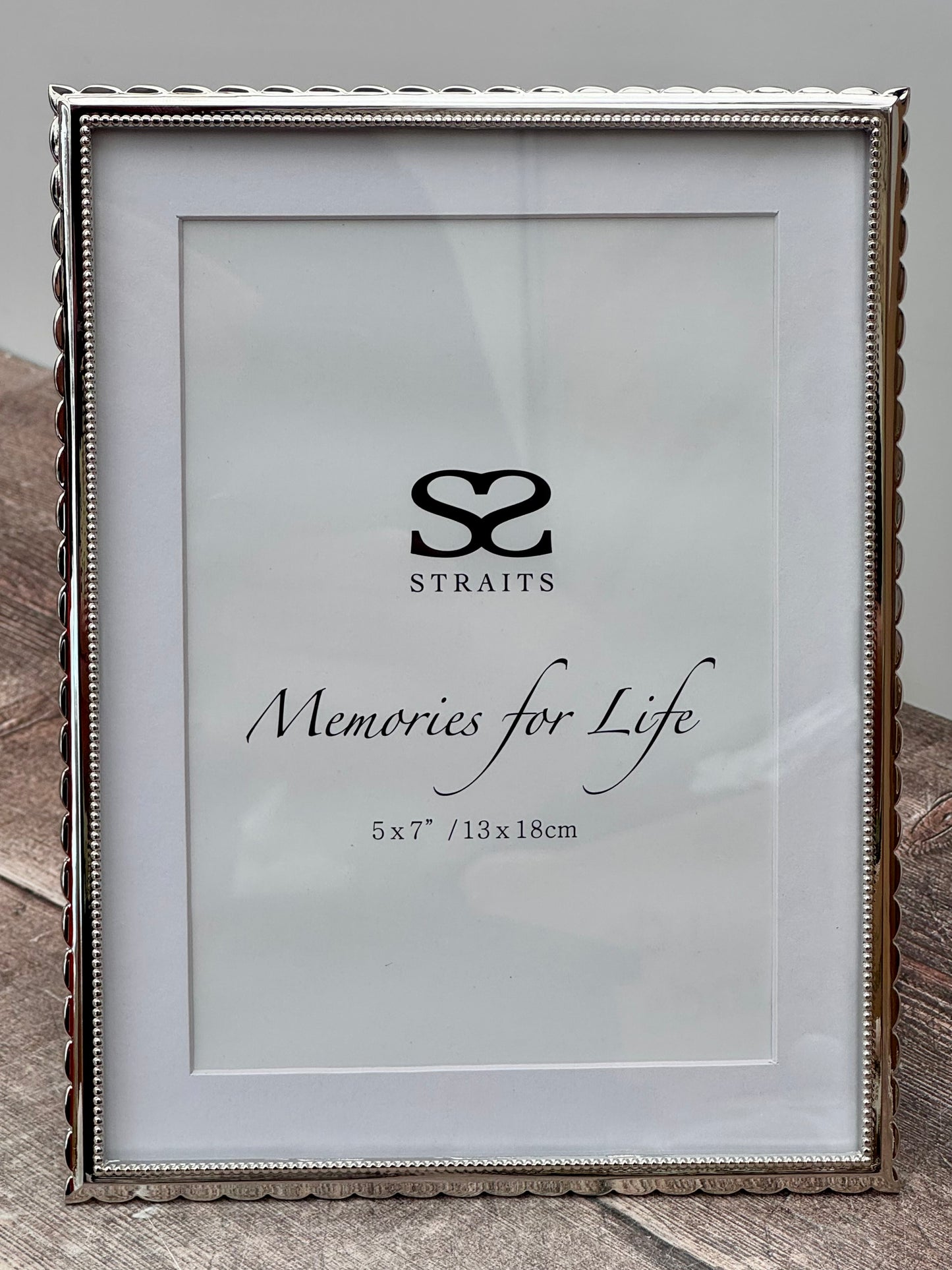 Silver Tone Decorative Edge Photo Frame, 5’ x 7’