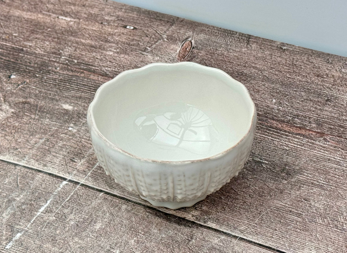 White Dimple Spot Bowl, 10.5cm