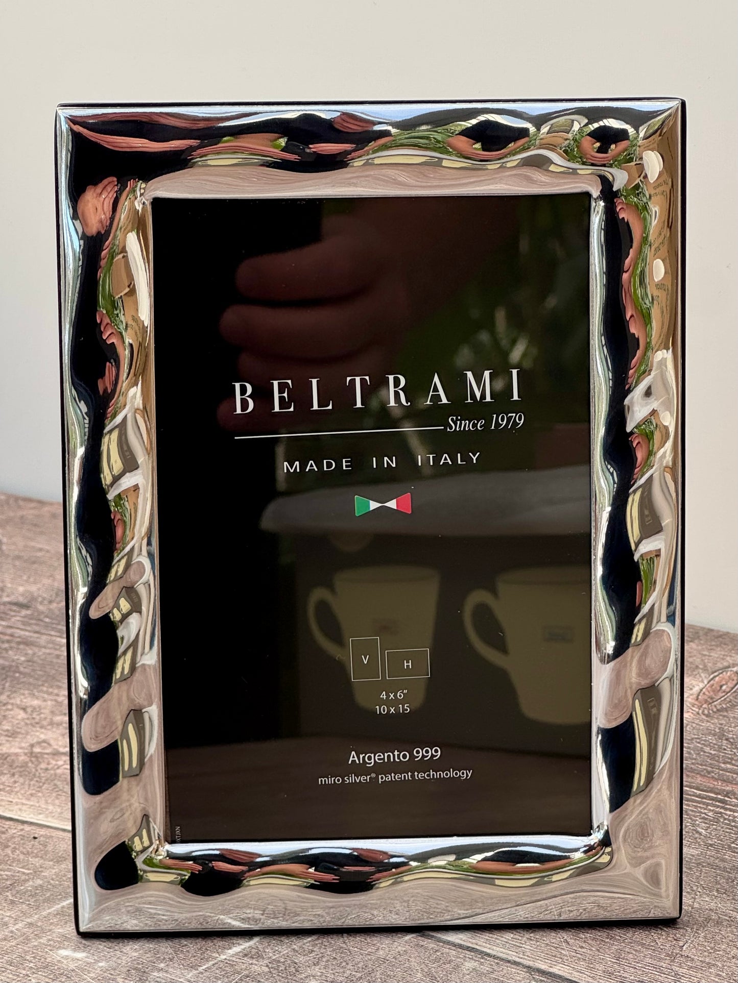 Beltrami Silver Plated Wave Effect Design Photo Frame 4 x 6