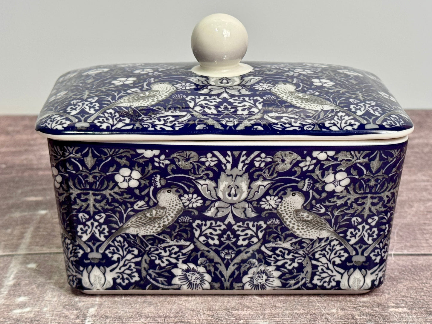 William Morris Blue Strawberry Thief Patterned Butter Dish