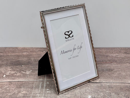 Silver Tone Decorative Edge Photo Frame, 4’ x 6’