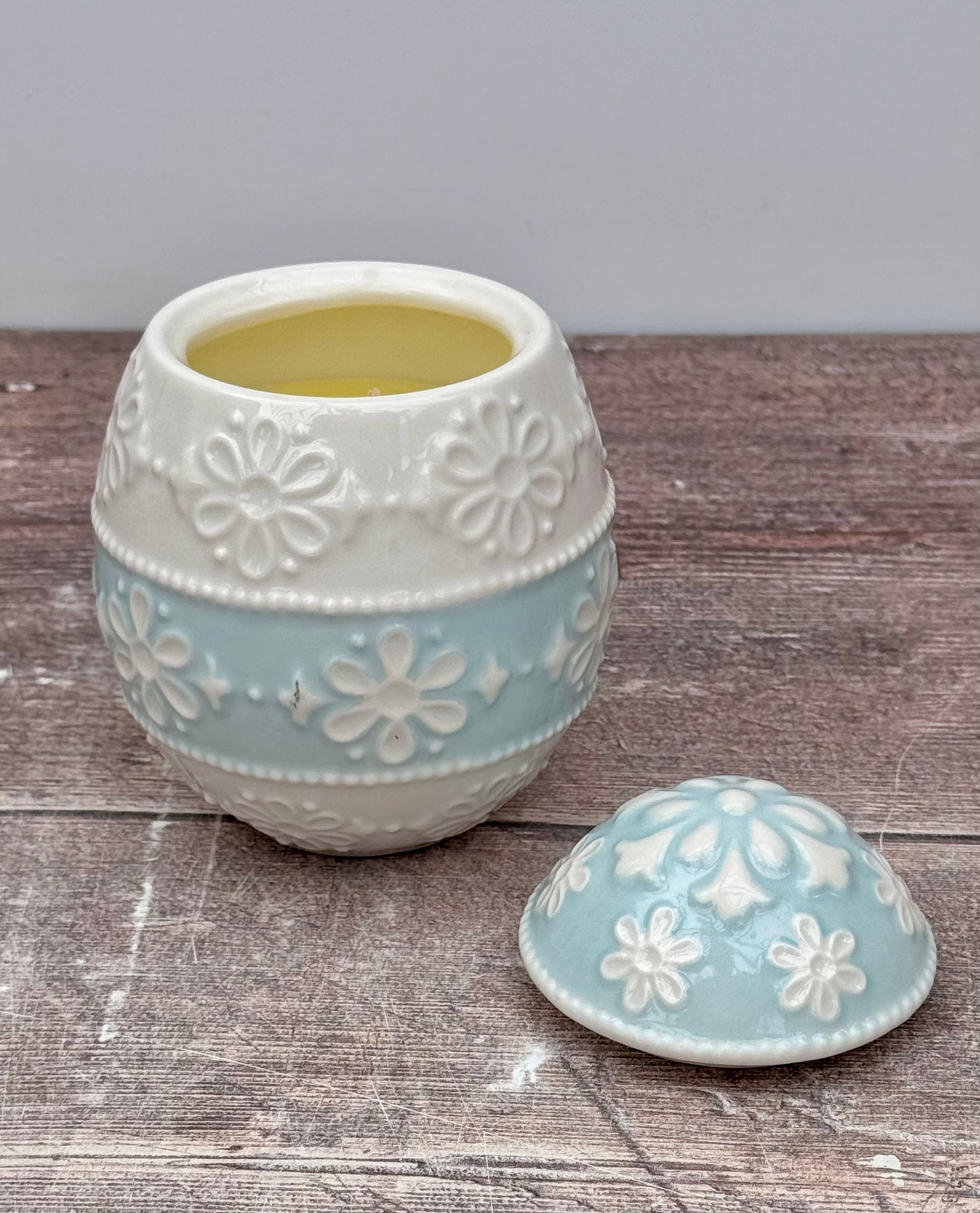Blue Egg Ceramic Candle
