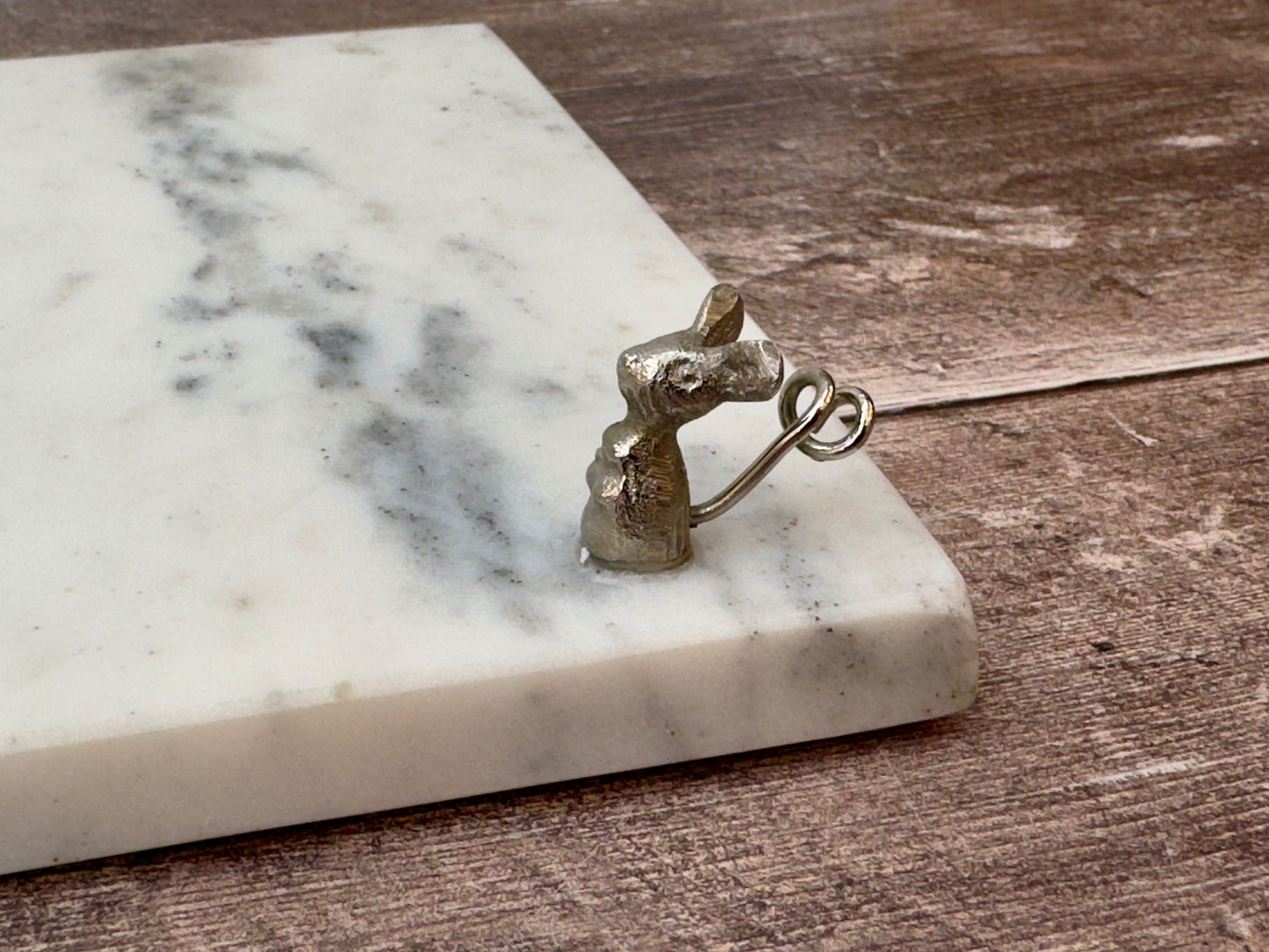 Mouse Figure Marble Cheese Board