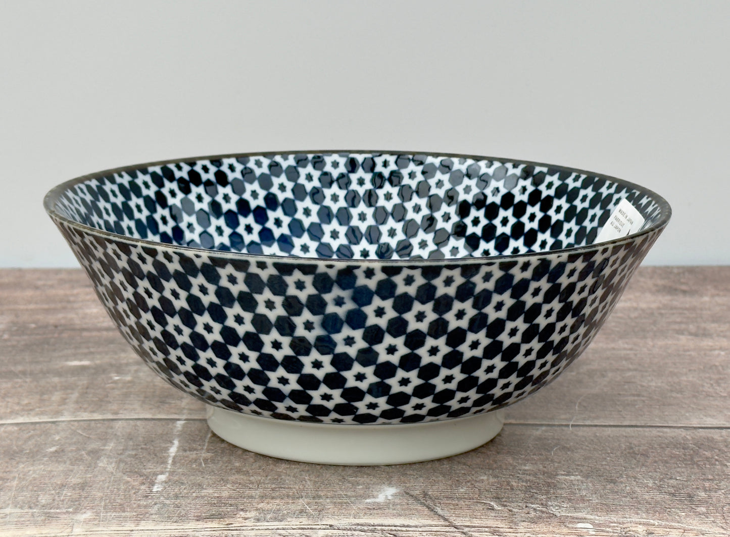 Star Patterned Japanese Serving Bowl, 19.5cm