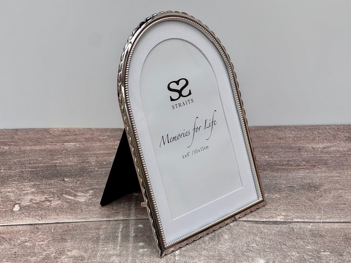 Silver Tone Decorative Edge Arch Photo Frame, 4’ x 6’