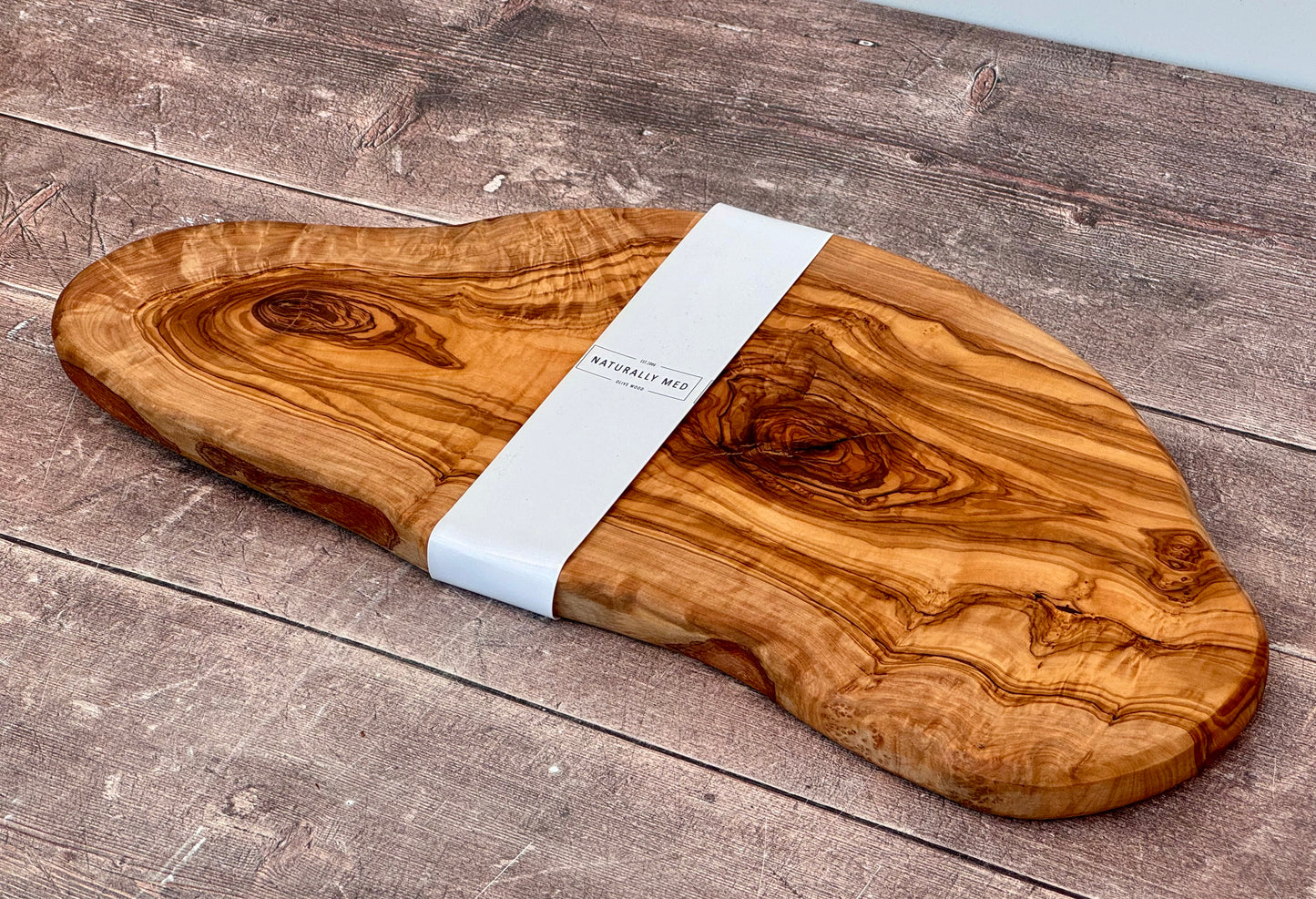 Olive Wood Serving/Cheese/Chopping Board, 45cm, Grain 5