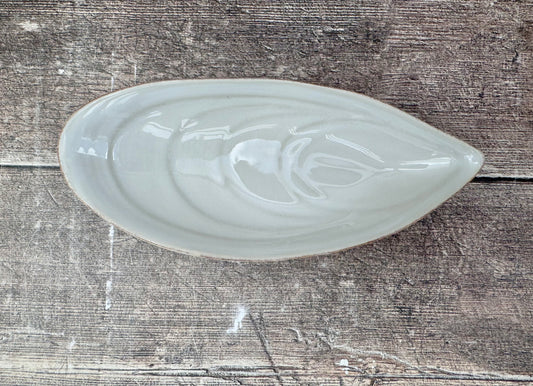 Small White Mussel Shaped Dish, 18.5cm