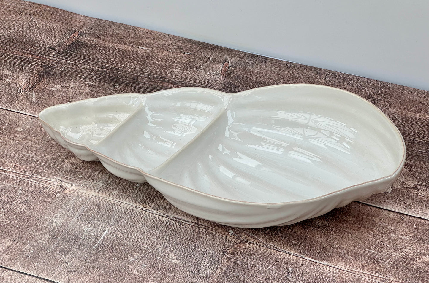 White Shell Shaped 3 Part Dish, 40cm