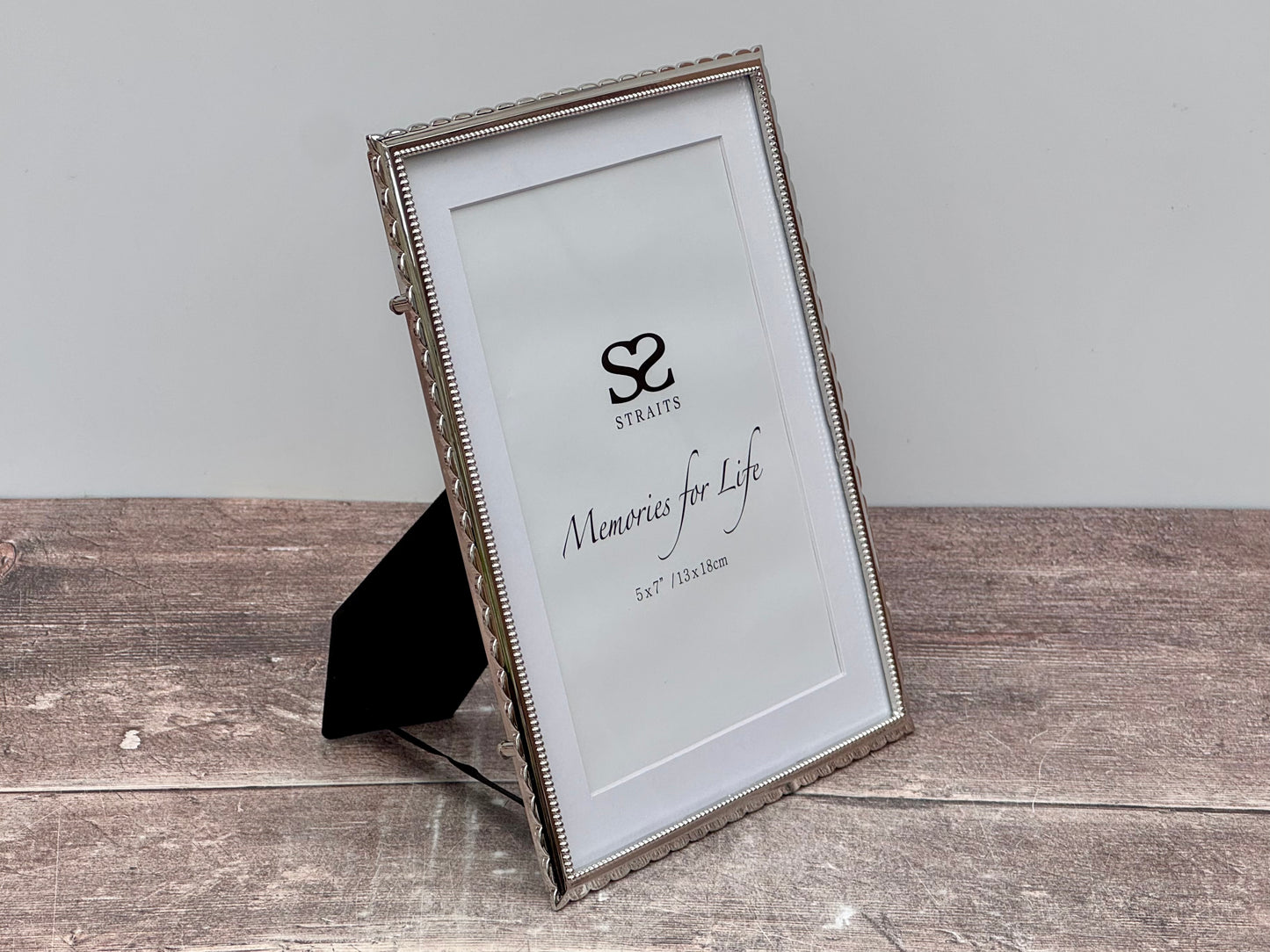 Silver Tone Decorative Edge Photo Frame, 5’ x 7’