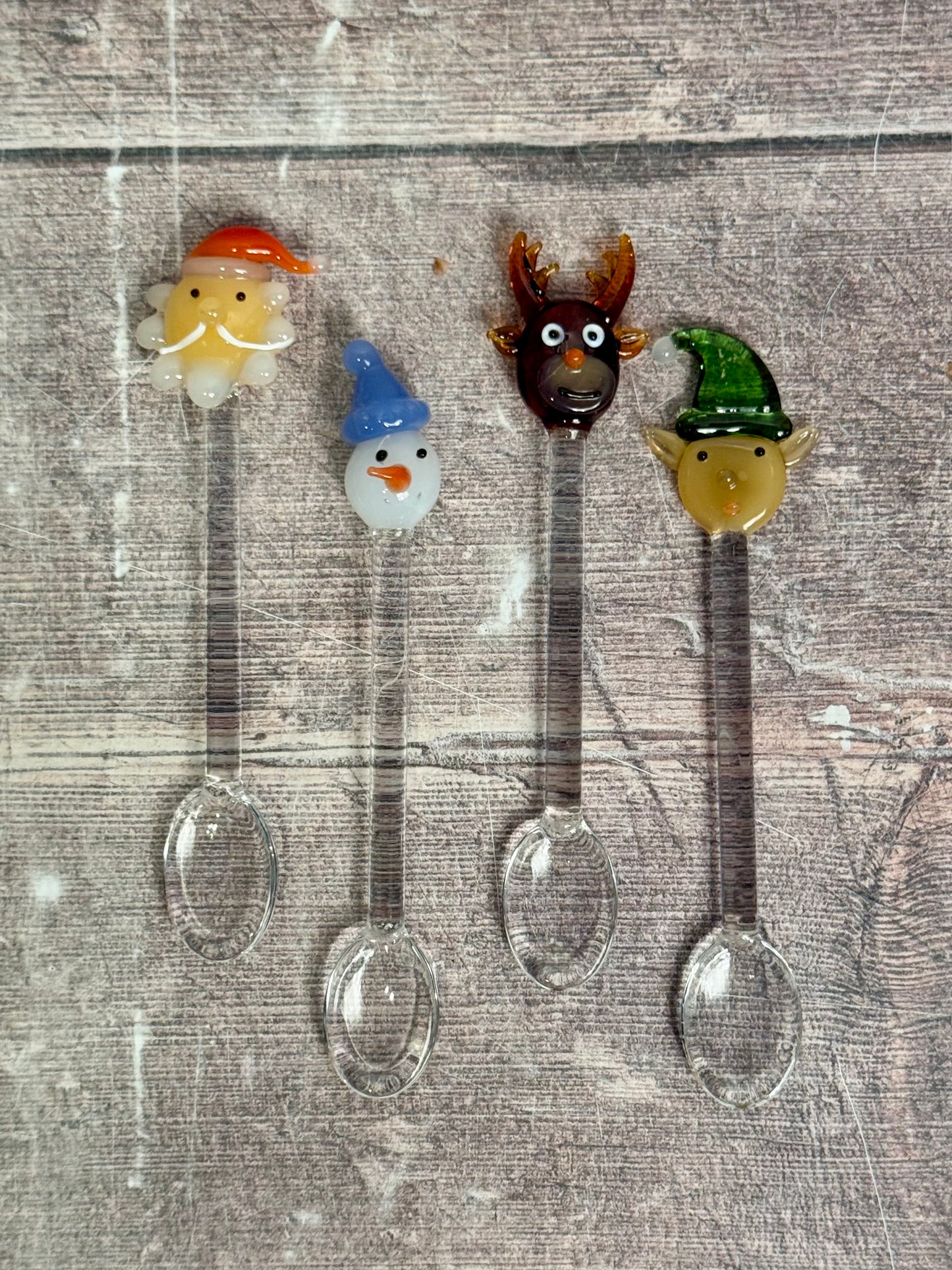 Set of 4 Glass Christmas Patterned Spoon Set