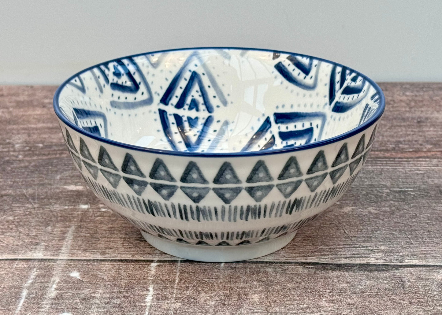 Blue and White Small Triangle Design Bowl, 14cm