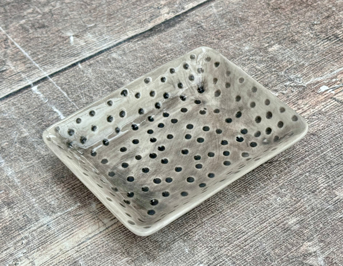 Grey Spotty Patterned Soap Dish