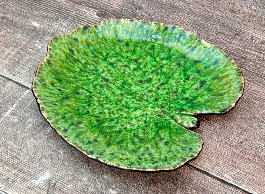 Light Green Alchemille Leaf Plate, 18cm