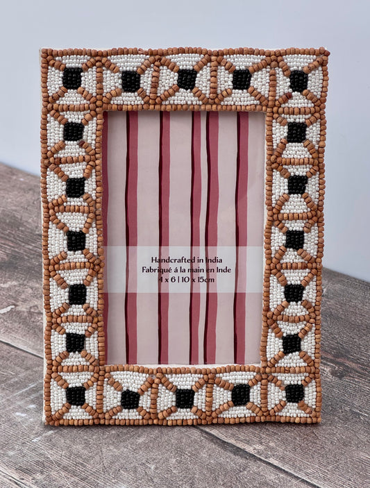 Bead Pattern Photo Frame, 4 x 6