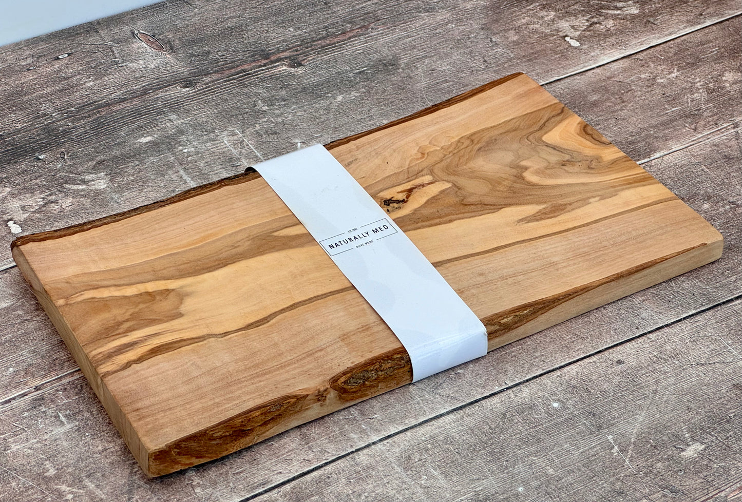 Olive Wood Rustic Edge Serving/Cheese/Chopping Board, Grain 5