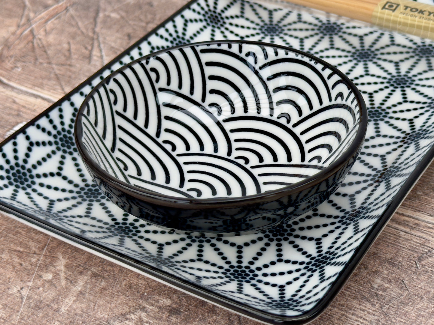 Set of 6 Tokyo Design Studio Black and White Patterned Sushi Set