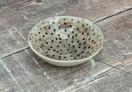 Grey Spotty Circular Patterned Dish