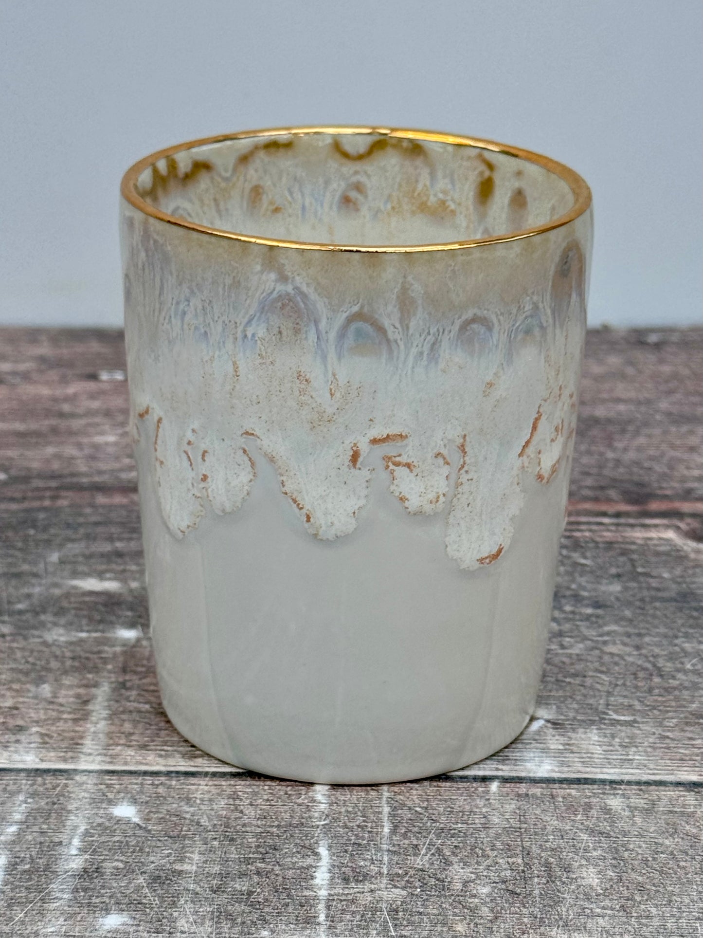 White Patterned Toothbrush Holder with Gold Rim