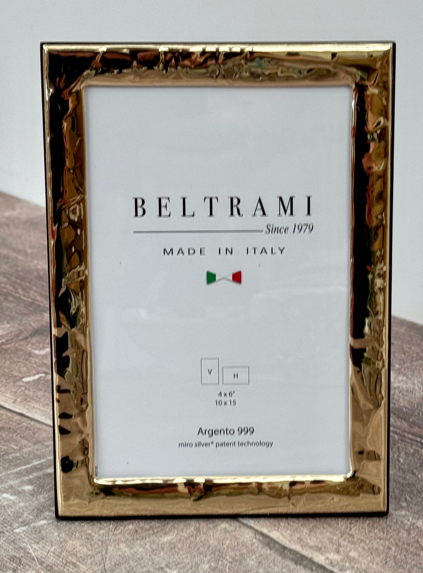 Beltrami Gold Tone Patterned Border Photo Frame 4 x 6
