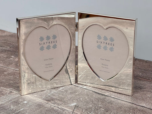 Sixtrees Double Heart Aperture Frame, 4’ x 6’