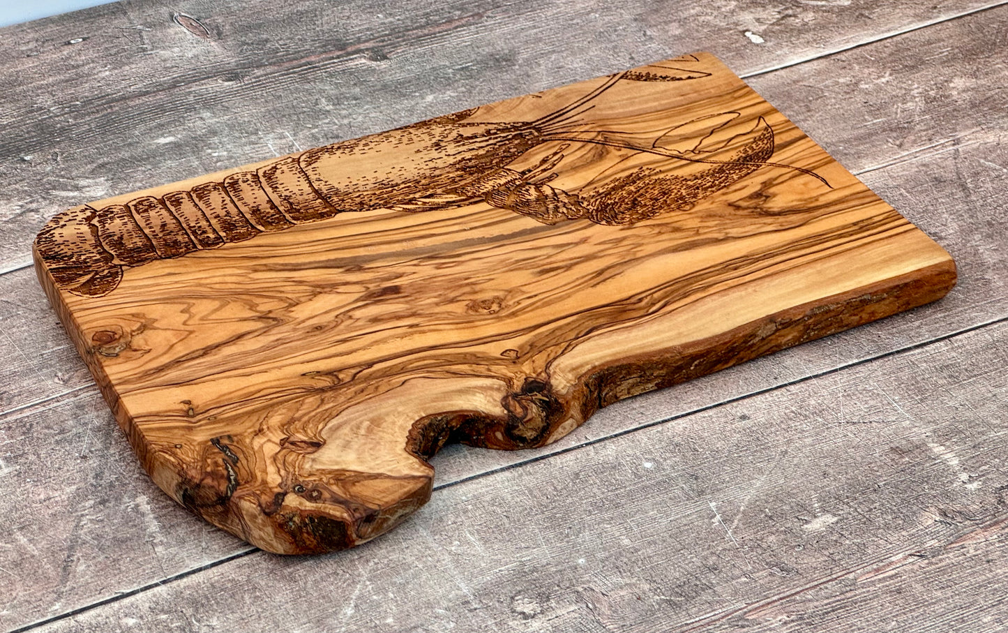 Lobster Olive Wood Serving/Cheese Board, Grain 1