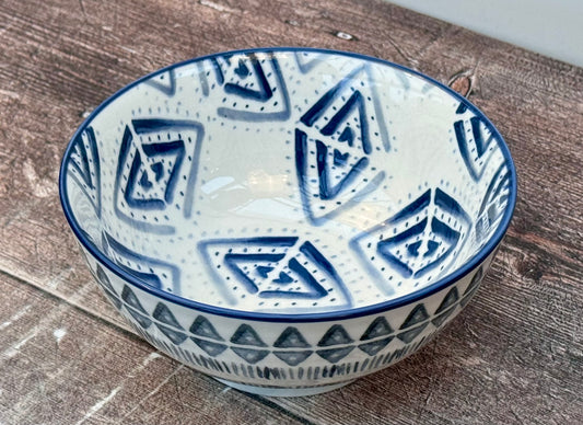 Blue and White Small Triangle Design Bowl, 14cm