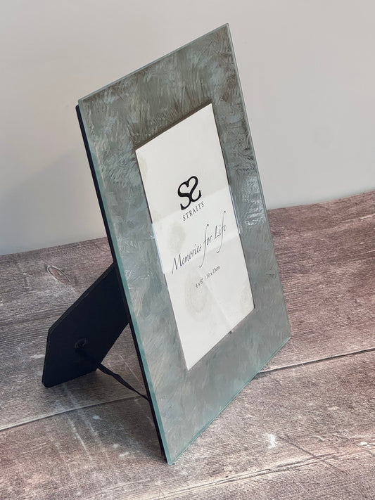 Ice Pattern Photo Frame, 4’ x 6’
