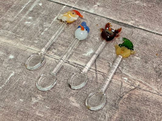 Set of 4 Glass Christmas Patterned Spoon Set