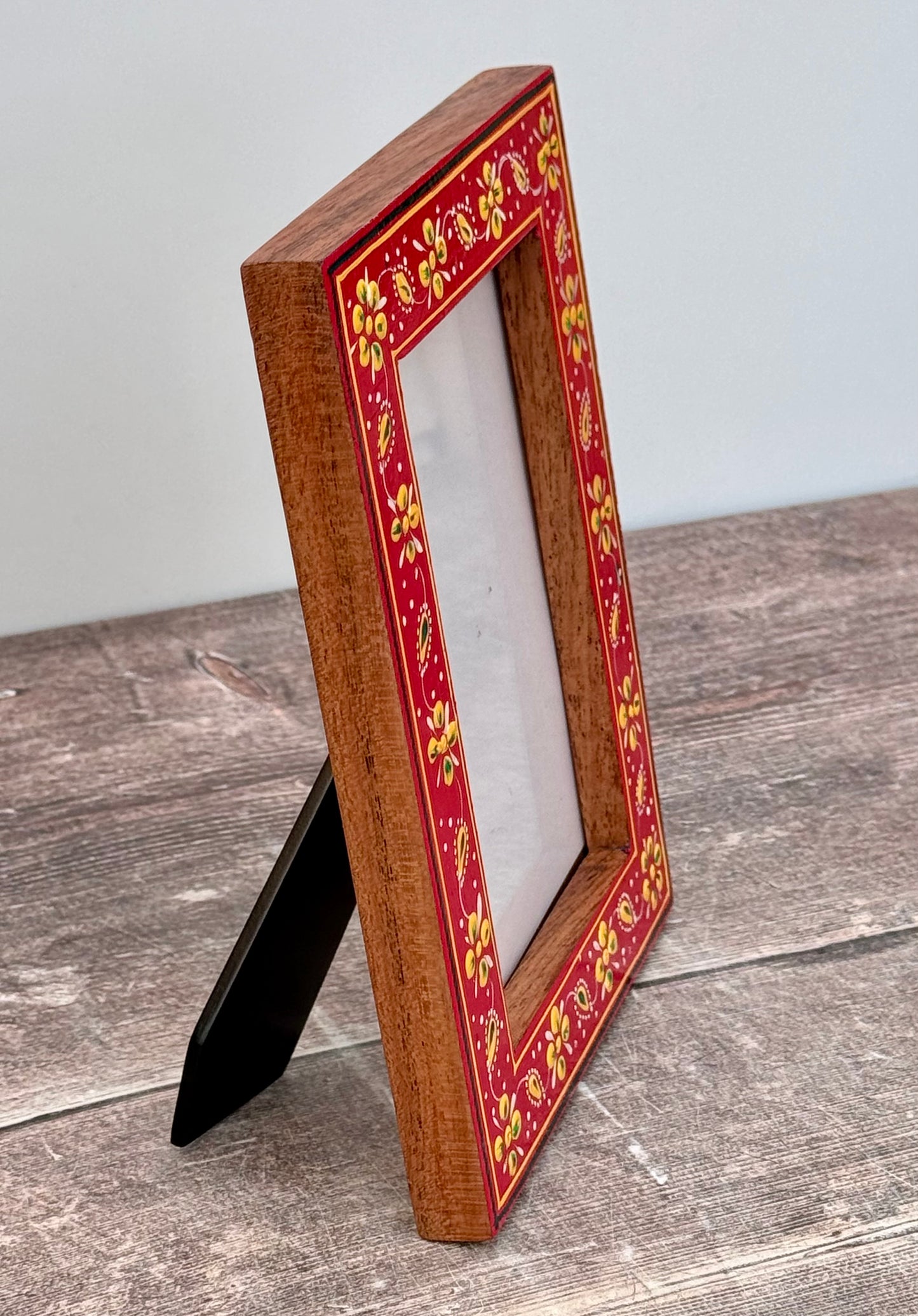 Hand Painted Photo Frame 4’ x 6’ - Red and Yellow (Design 2)