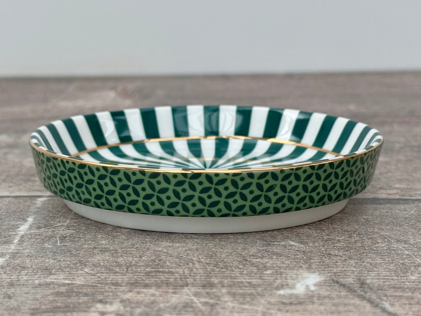 Green Stripe Patterned Tea Tip / Dipping Bowl