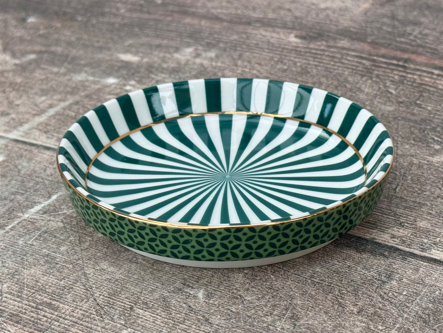 Green Stripe Patterned Tea Tip / Dipping Bowl
